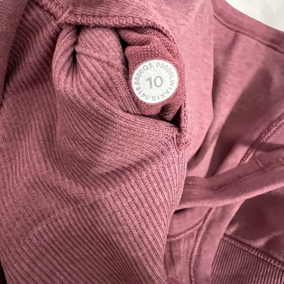 Lululemon tank top - Picture 3 of 3